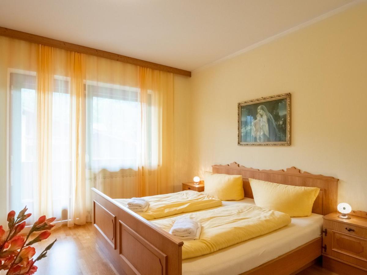 Village Apartments Ахенкирх Екстериор снимка
